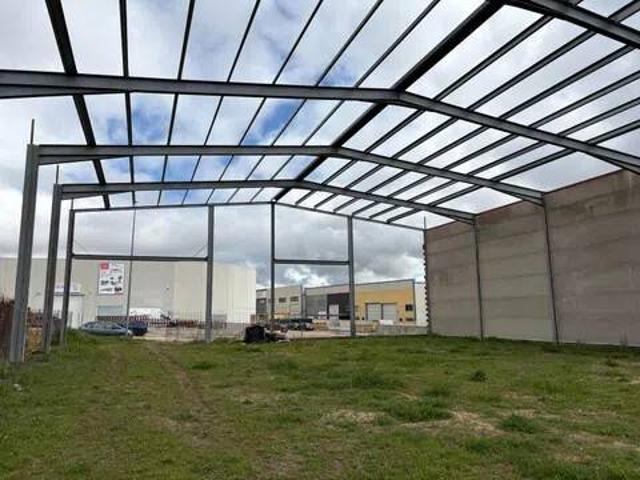 Inmueble en Venta en Carbajosa de La Sagrada