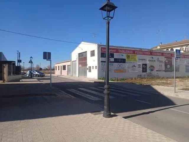 Inmueble en Venta en Casas Ibáñez