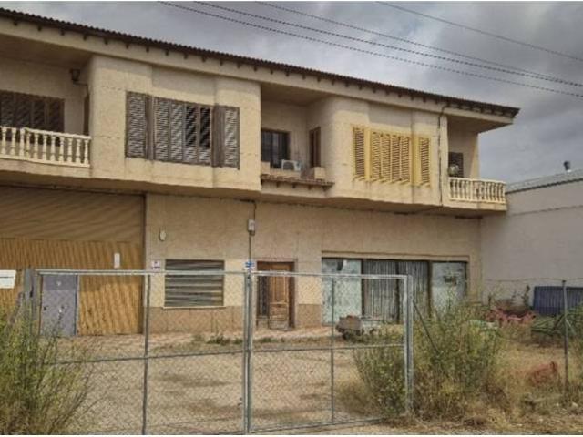 Inmueble en Venta en Casas Ibáñez