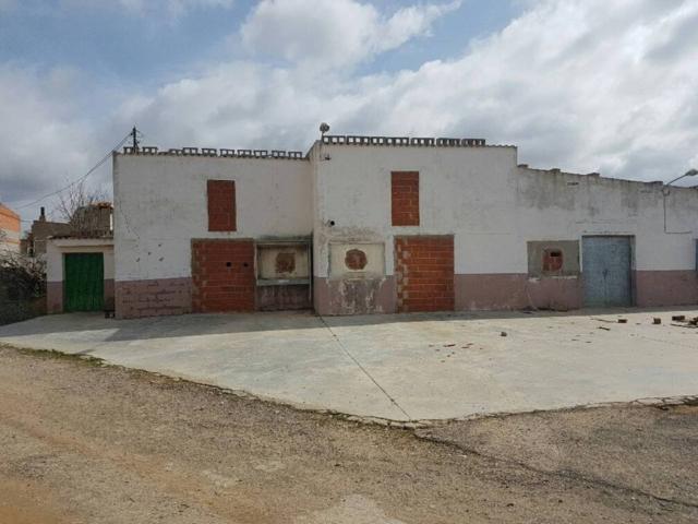 Inmueble en Venta en Casasimarro