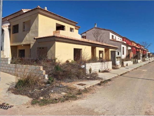 Inmueble en Venta en Caudete de Las Fuentes