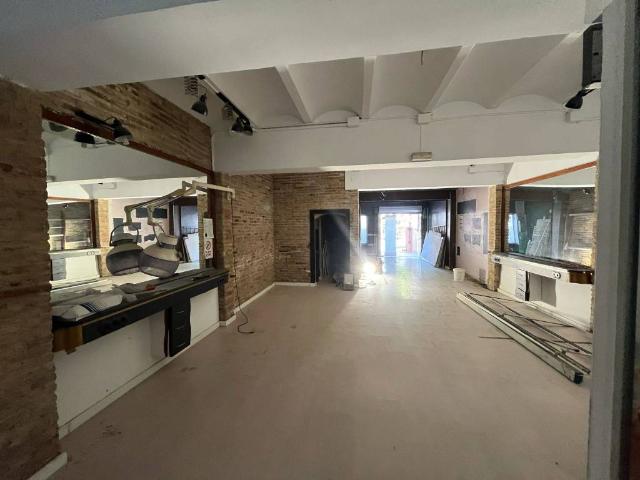 Inmueble en Venta en Cornellà de Llobregat
