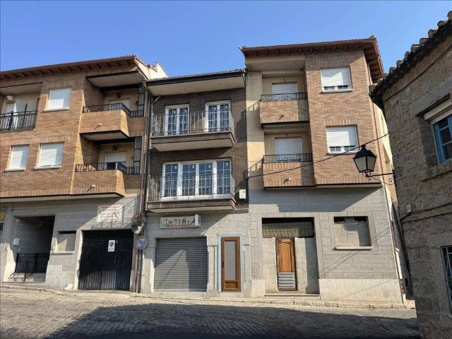 Inmueble en Venta en El Hoyo de Pinares