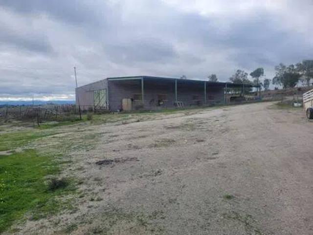 Inmueble en Venta en El Puente del Arzobispo