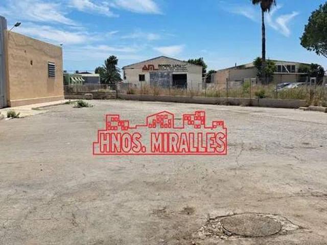 Inmueble en Venta en Elche Elx