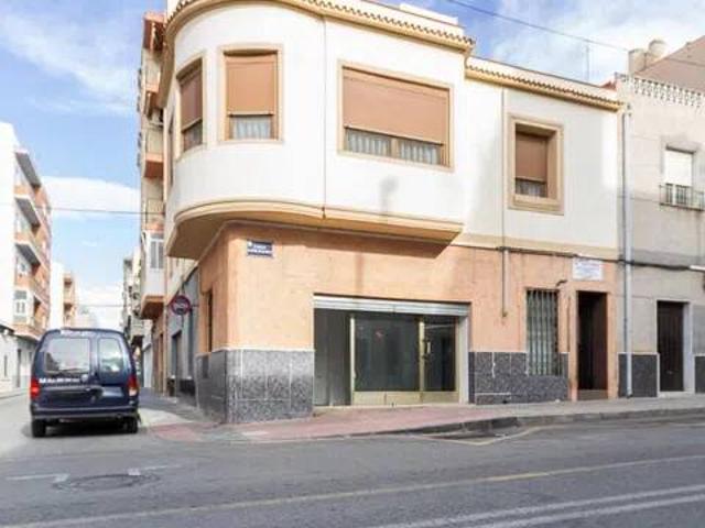 Inmueble en Venta en Petrer
