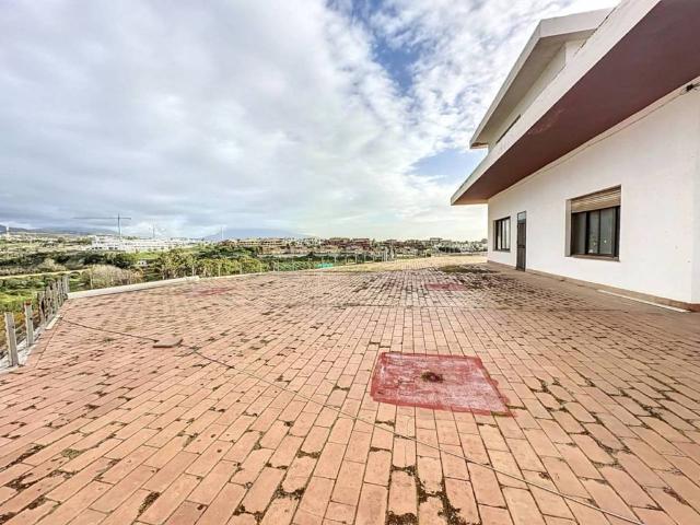 Inmueble en Venta en Estepona
