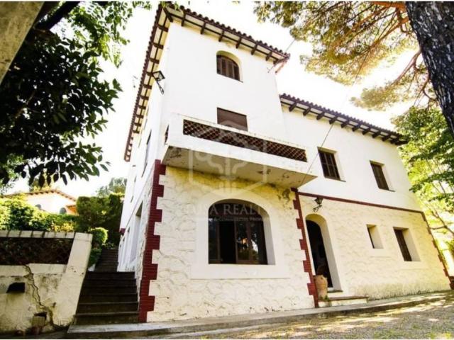 Inmueble en Venta en Gelida