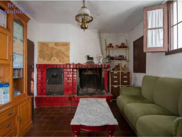 Inmueble en Venta en Hornos de Moncalvillo