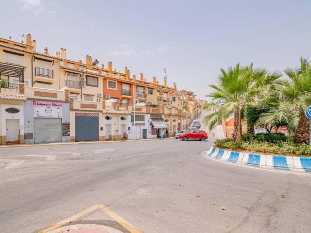 Inmueble en Venta en Huétor Vega
