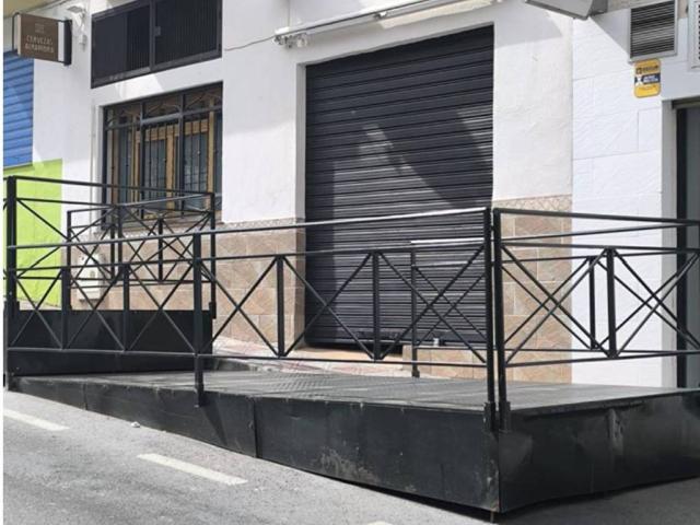 Inmueble en Venta en La Zubia