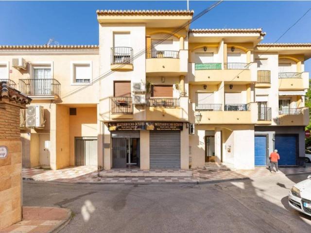 Inmueble en Venta en La Zubia