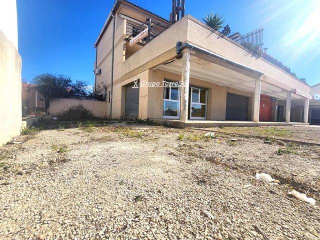 Inmueble en Venta en La Pobla de Montornès