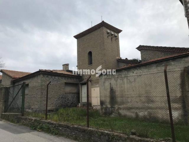 Inmueble en Venta en L'Esquirol Santa Maria de Corcó
