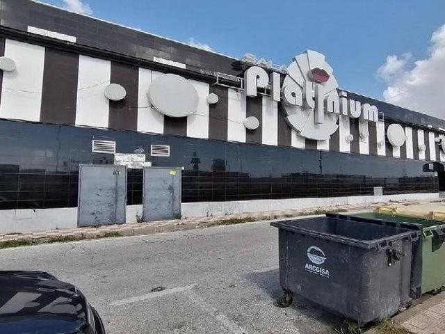 Inmueble en Venta en Los Barrios