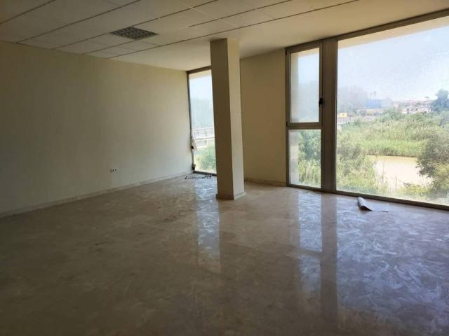 Inmueble en Venta en Los Barrios