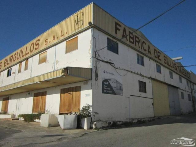 Inmueble en Venta en Lucena