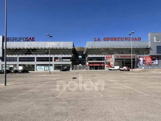 Inmueble en Venta en Lucena