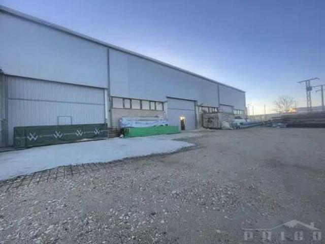 Inmueble en Venta en Madrigalejo del Monte
