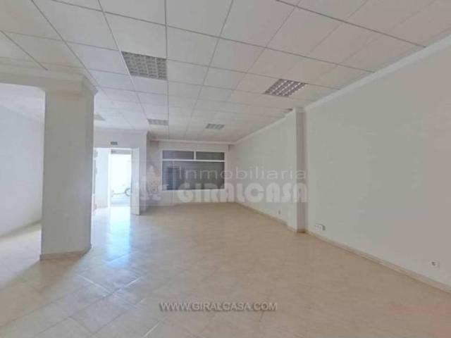 Inmueble en Venta en Mairena del Alcor
