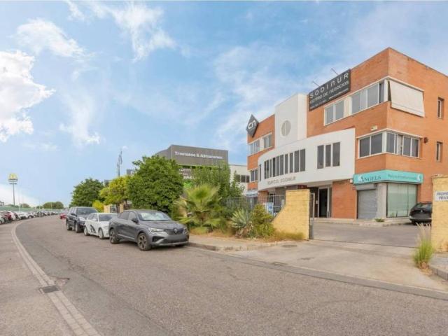 Inmueble en Venta en Mairena del Aljarafe