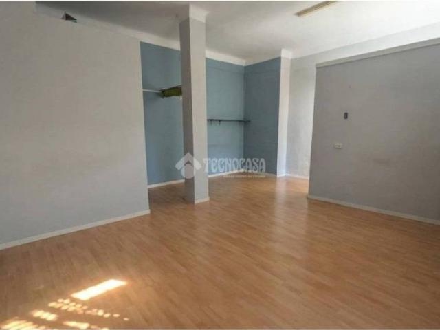 Inmueble en Venta en Marchena