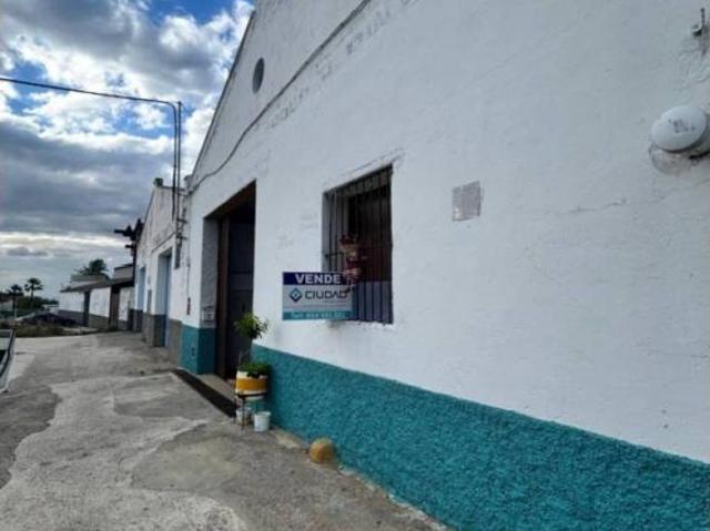 Inmueble en Venta en Marchena