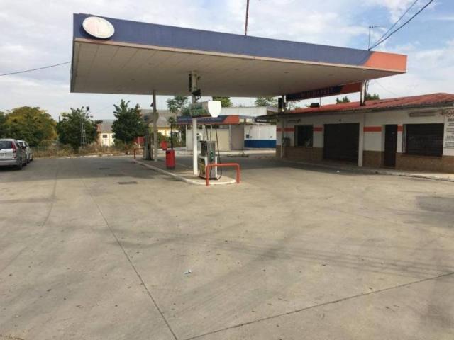 Inmueble en Venta en Mengíbar