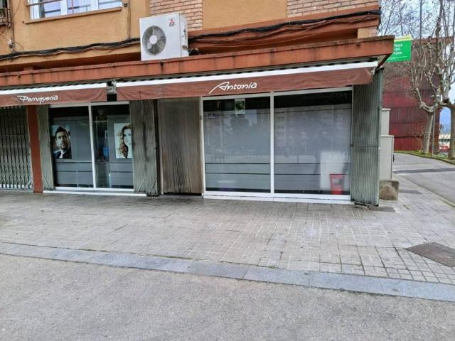 Inmueble en Venta en Montornès del Vallès