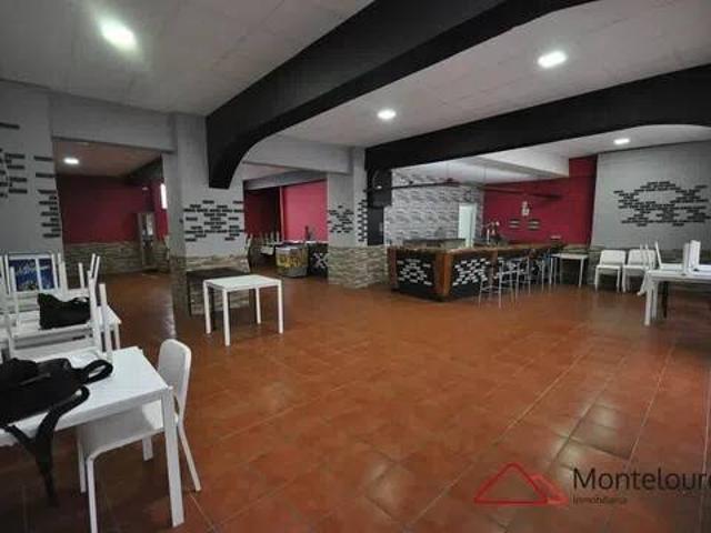 Inmueble en Venta en Noia