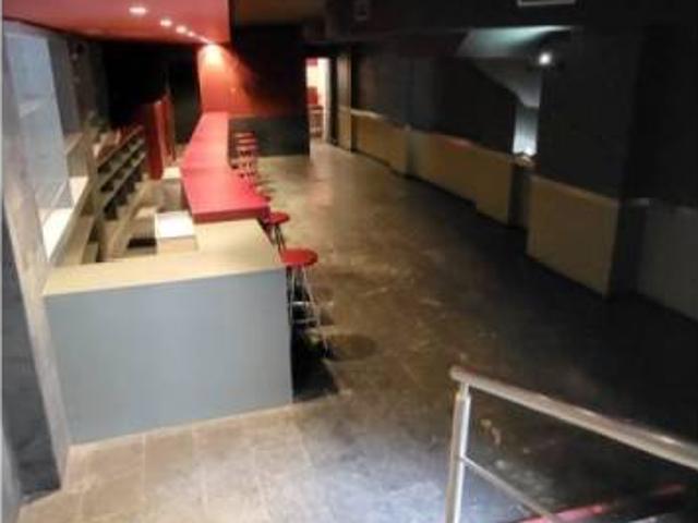 Inmueble en Venta en Oleiros