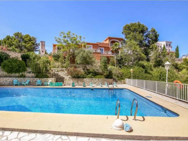 Inmueble en Venta en Oliva