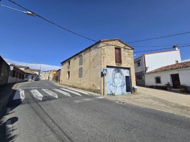 Inmueble en Venta en Oliva de Plasencia