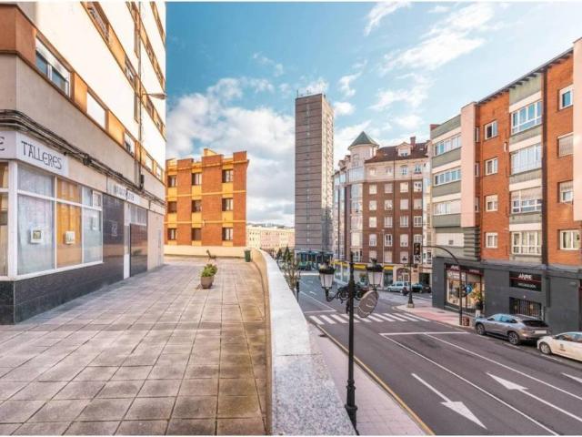 Inmueble en Venta en Oviedo