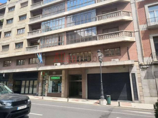 Inmueble en Venta en Oviedo