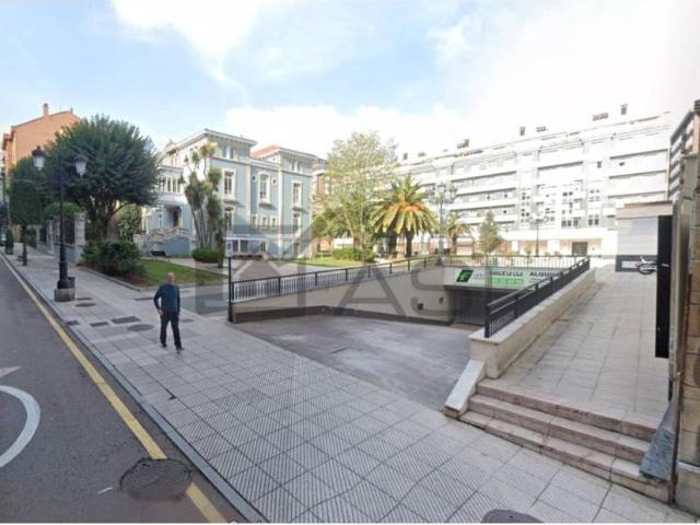 Inmueble en Venta en Oviedo
