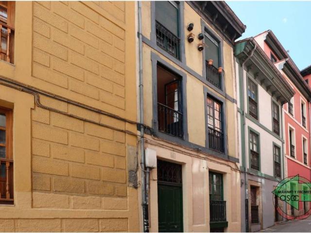 Inmueble en Venta en Oviedo
