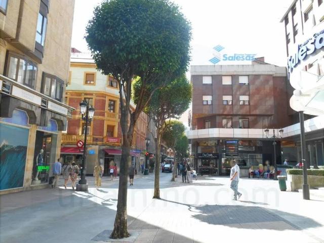 Inmueble en Venta en Oviedo