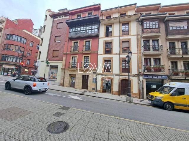 Inmueble en Venta en Oviedo