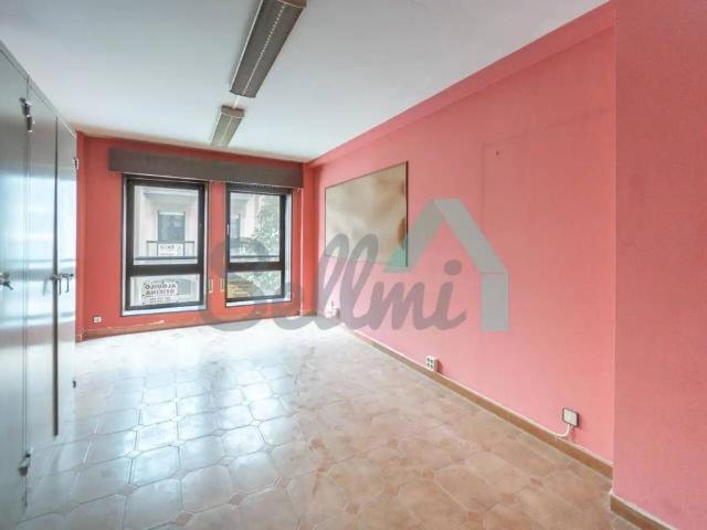 Inmueble en Venta en Oviedo