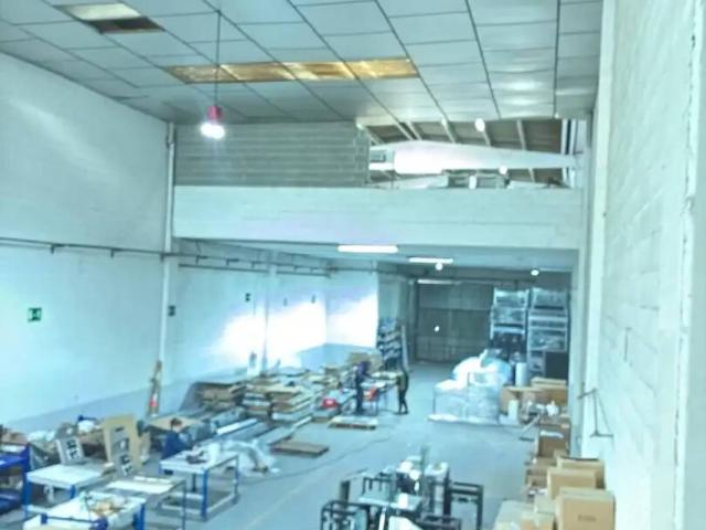 Inmueble en Venta en Palau solità i Plegamans