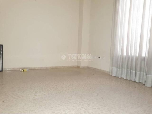 Inmueble en Venta en Puente Genil