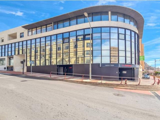 Inmueble en Venta en Roquetas de Mar