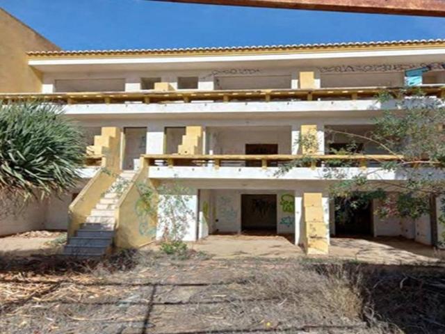 Inmueble en Venta en Roquetas de Mar
