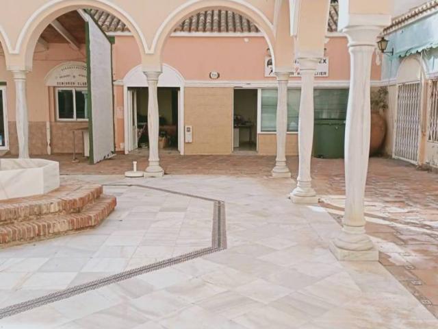 Inmueble en Venta en Roquetas de Mar