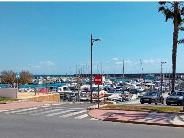 Inmueble en Venta en Roquetas de Mar