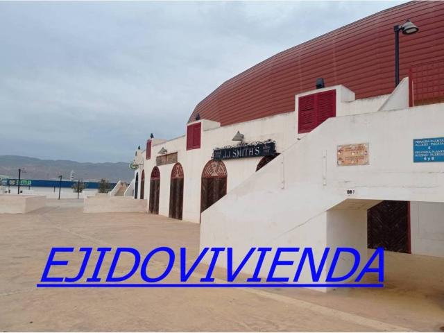 Inmueble en Venta en Roquetas de Mar