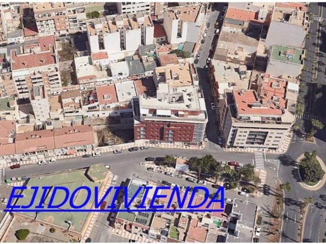 Inmueble en Venta en Roquetas de Mar