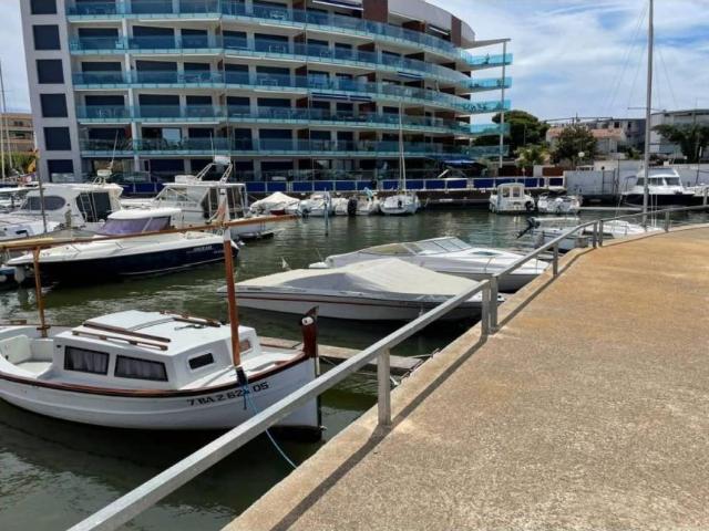 Inmueble en Venta en Roses