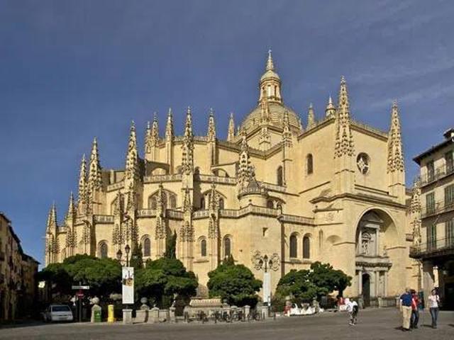 Inmueble en Venta en Segovia
